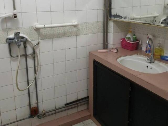 PASIR RIS - 1 bedspace FOR MALE (twin sharing)