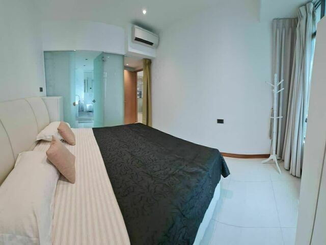 Minutes Walk to Newton/Novena MRT , High Floor 3 Bedroom Rent.