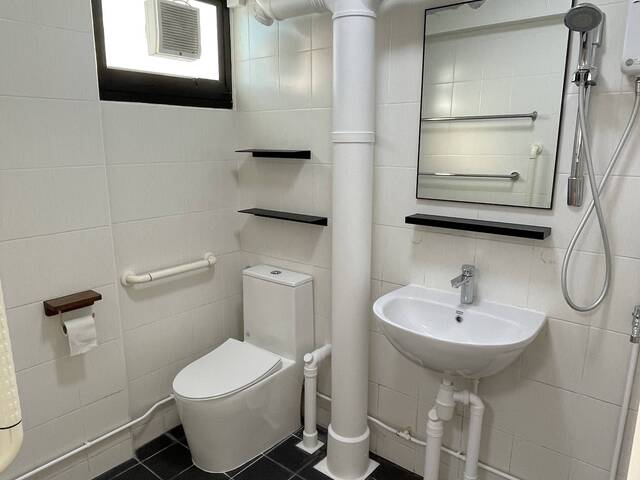 Newly Renovated Spaciuos HDB room for rent - Paya Lebar/Aljunied/Macpherson area