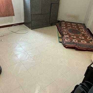 Looking for a Tenant to share the room