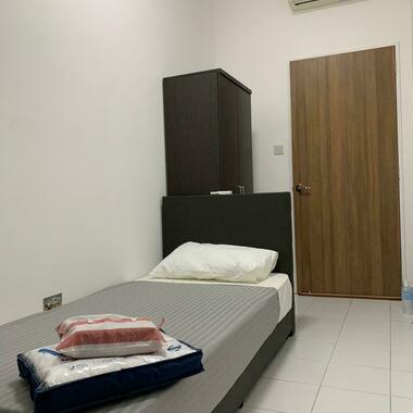 Clean and Cosy Fully Furnished and Well Designed Room in Northeast and Central Singapore