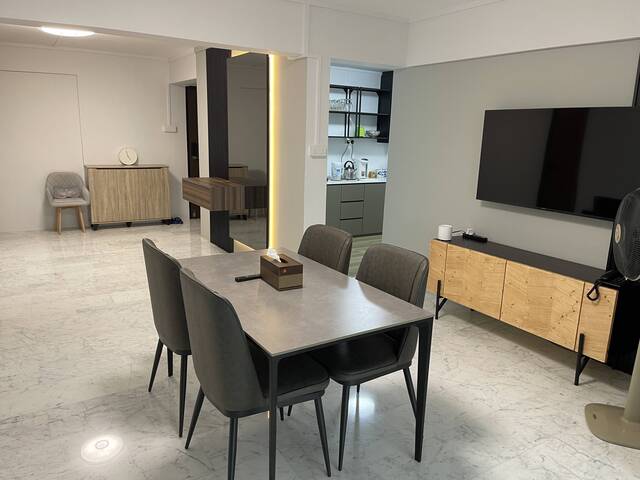 Newly Renovated Spaciuos HDB room for rent - Paya Lebar/Aljunied/Macpherson area