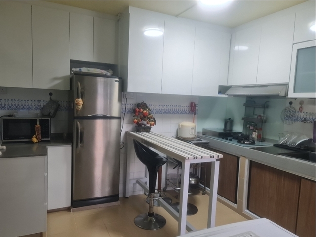 Affordable common room located 188 Pasir Ris St 12