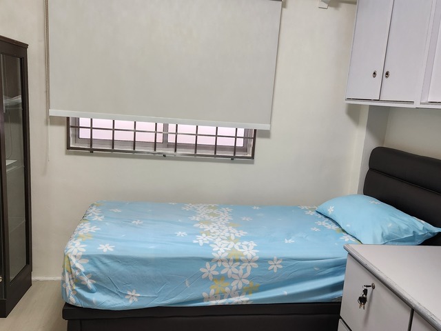 Common room for rent in whampoa