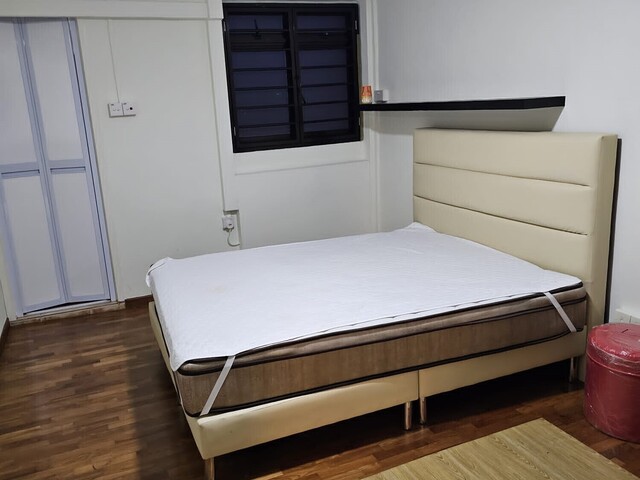 1 whole unit with 1 Master Bedroom in Clementi Ave 4