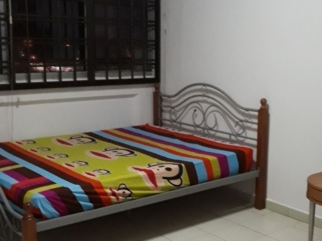 Room available for rent in yishun (male)