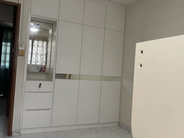 A/C Room for rent in Bedok Reservoir Road