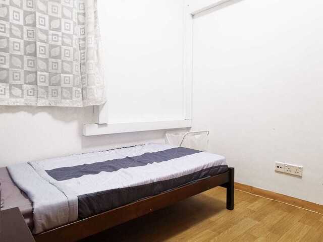 Changi Court ) FULLY Furnished CONDO Co-Living Condo $1390 Inclusive of Utilities