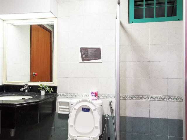 Changi Court ) FULLY Furnished CONDO Co-Living Condo $1390 Inclusive of Utilities