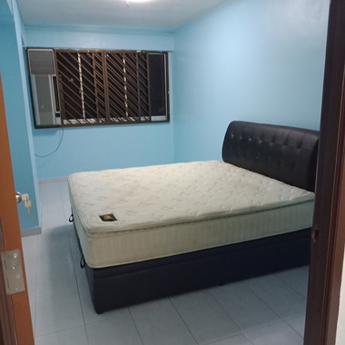 JURONG WEST (OPP NTU) --- 3+1 HDB for rent