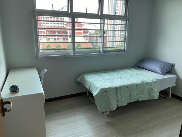 Cosy Room for Single Female