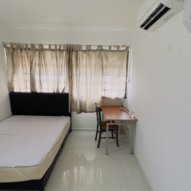 Nice windy common room available