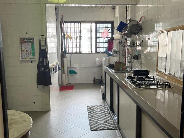 Whole 5 room unit for rental