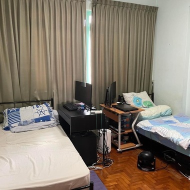 Cheap condo common room sharing for rent