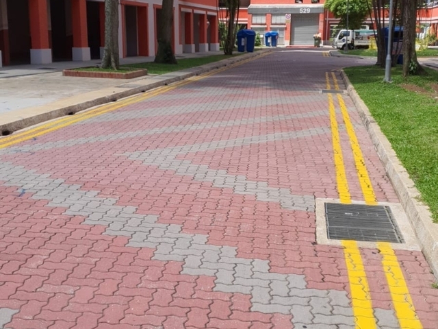 Nr Yew Tee & Choa Chu Kang Mrt, Nice Renovated Executive Apartment, Opposite McDonald's, Food Courts