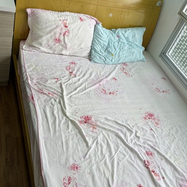 Big Common Room for Rent in Admiralty