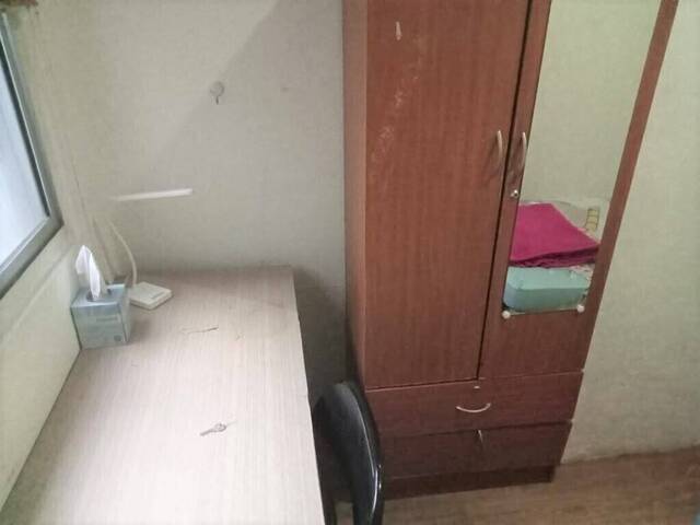 Single room with wash basin at lavender street near bugis city. Room code: LavSasin