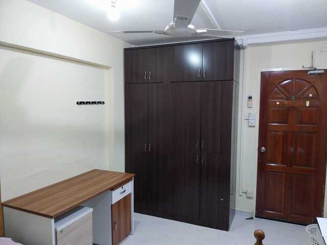 SERANGOON MRT COMMON ROOM FOR RENT 2 PERSONS $900