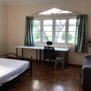 Spacious Master room with ensuite (100m away from MRT). Friendly environment. Available on May 2025.