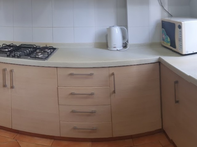 Prime location, 3 mins walk to MRT - Right Next To Tiong Bahru MRT!