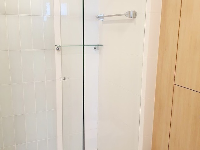 Downtown Core / Central Business District - Furnished 1 bedroom Unit