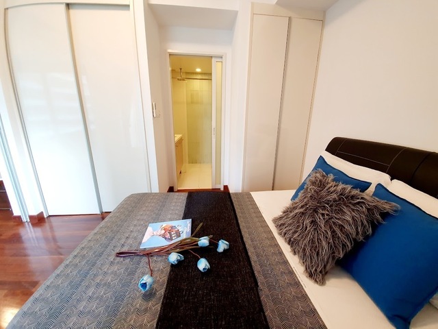 Downtown Core / Central Business District - Furnished 1 bedroom Unit