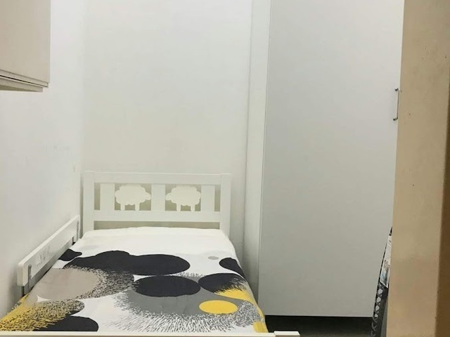 Single room with own toilet - Casa Merah MRT