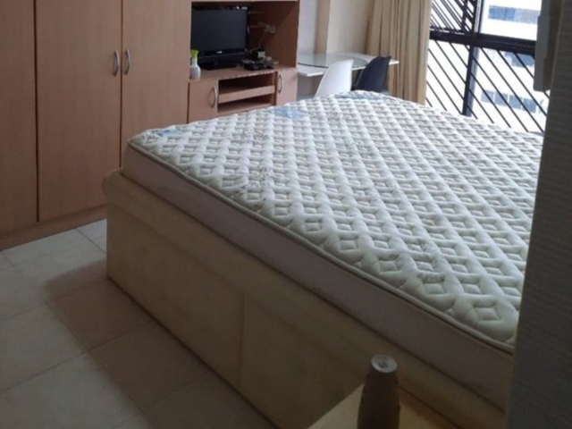 Master bedroom rental in Woodlands