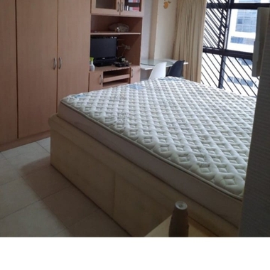 Master bedroom rental in Woodlands