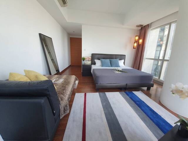 Marina Bay Sands , En-suite Master room for Rent . MBFC/DowntownMRT