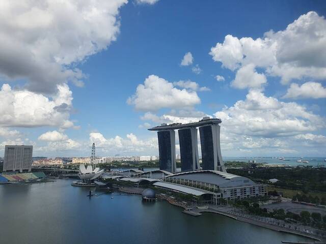Marina Bay Sands , En-suite Master room for Rent . MBFC/DowntownMRT