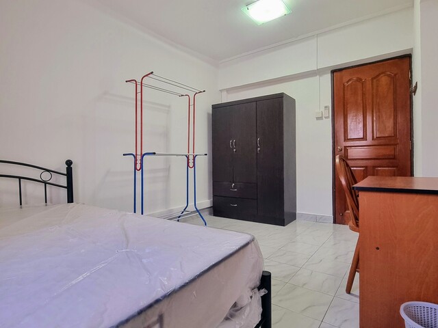 Cozy and Fully Privacy Common Room