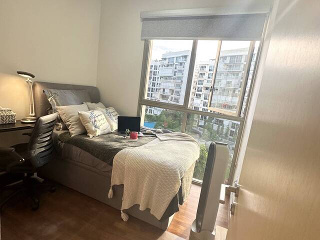 (ALL Bills INCLUSIVE) Gorgeous view from your renovated private bedroom, condo common room rent