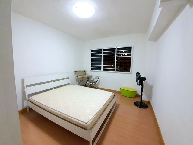 Room For Rent Jurong West Singapore Common Room For Rent Blk B