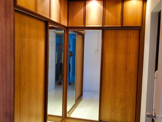 Luxurious Master Suite for Rent in Jurong West Central - Ideal for Professionals!