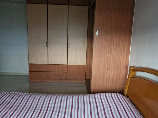 Master room available for rent near admirality