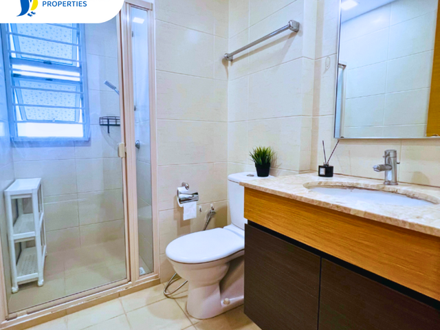 Jurong/Lakeside Common Condo Room