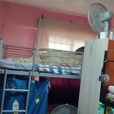 West Coast Road,Blk 714,Master room,1 female lady(sharing room)