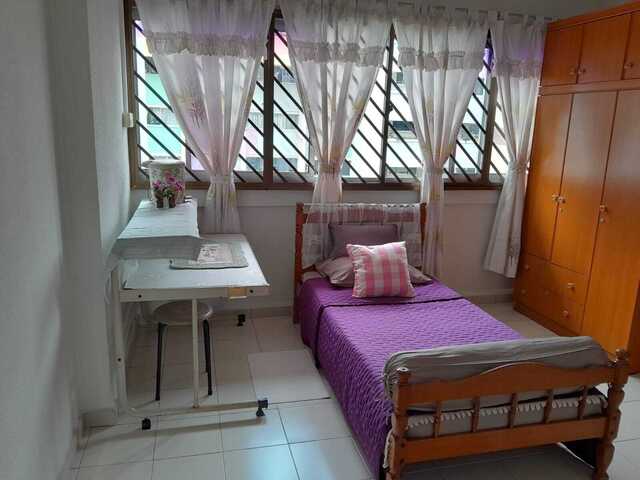 Common room for 1 or 2 ladies