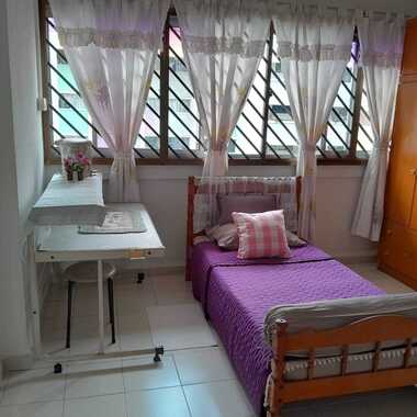 Common room for 1 or 2 ladies