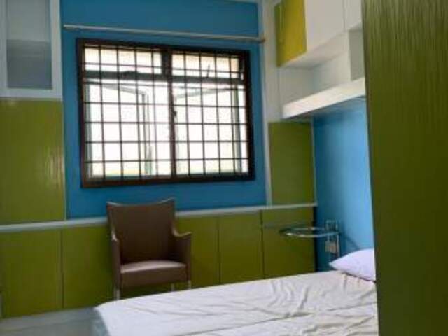 Common Room For Rent