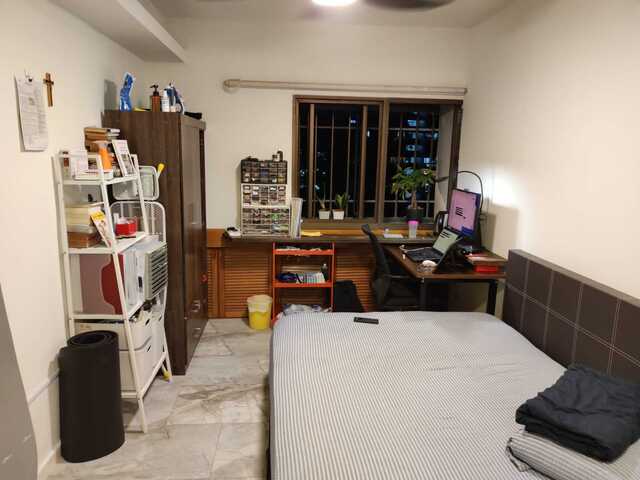 Big COMMON FOR RENT 8MIN WALK TO BRADDELL MRT NO OWNER STAY NO AGENT FEE N.