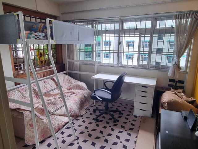 High Floor Corner Unit, Very Windy, 10 mins walk to Yew Tee MRT