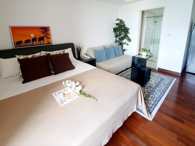 City-located studio apartment  IOI Central Boulevard Towers - Downtown/Raffles Quay