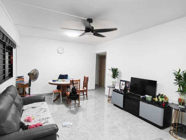 Walking Distance to MRT - 10 mins walk to Boon Lay MRT