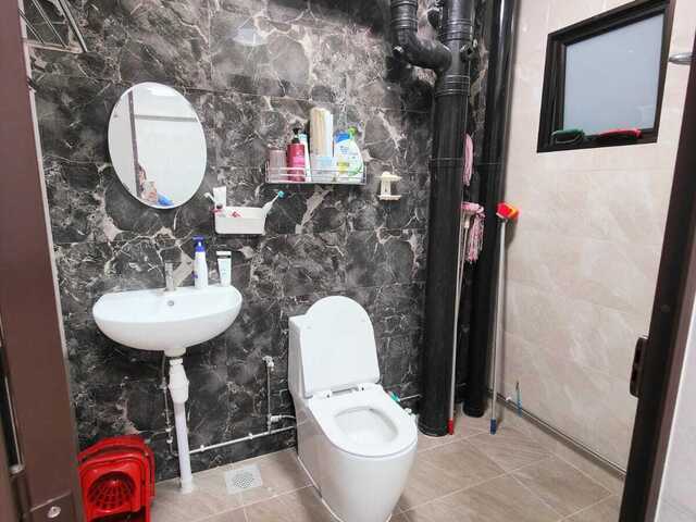 Walking Distance to MRT - 10 mins walk to Boon Lay MRT