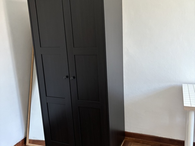 comon room in the upmarket district 10.