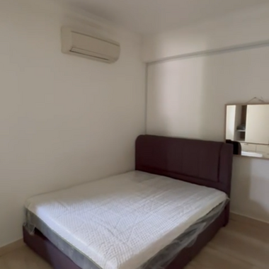 clean fully furnished common room at bukit timah