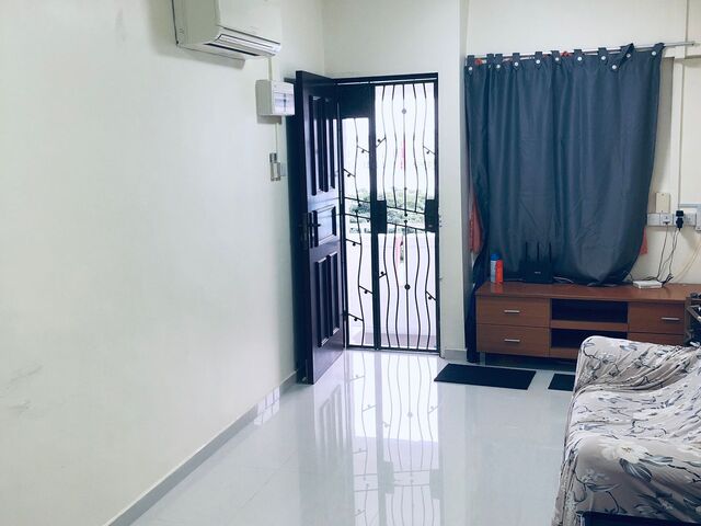 2+2 Whole unit house rental 484 Jurong West Avenue 1 64...