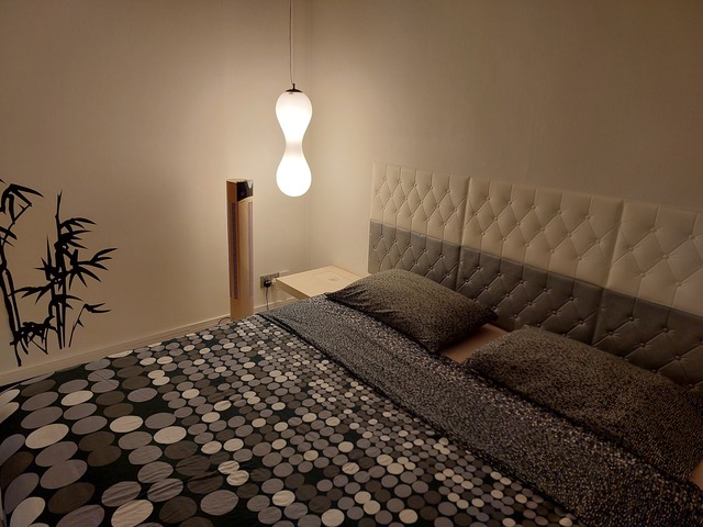 Tastefully Furnished Cosy Big Room.